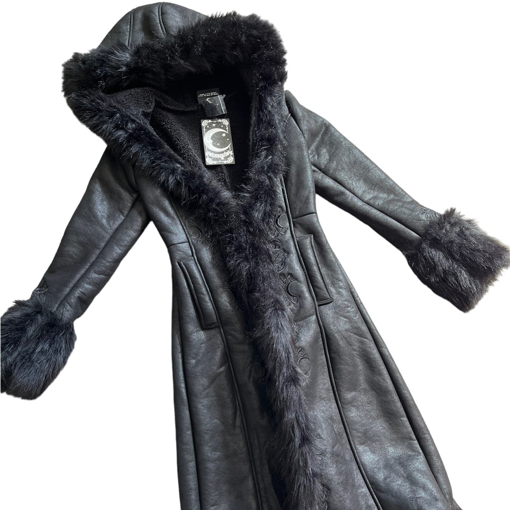Widow Coat